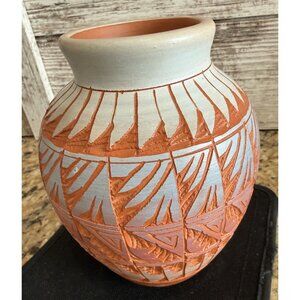 Navajo Art Pottery Vase Terracotta Etched Vintage 6”